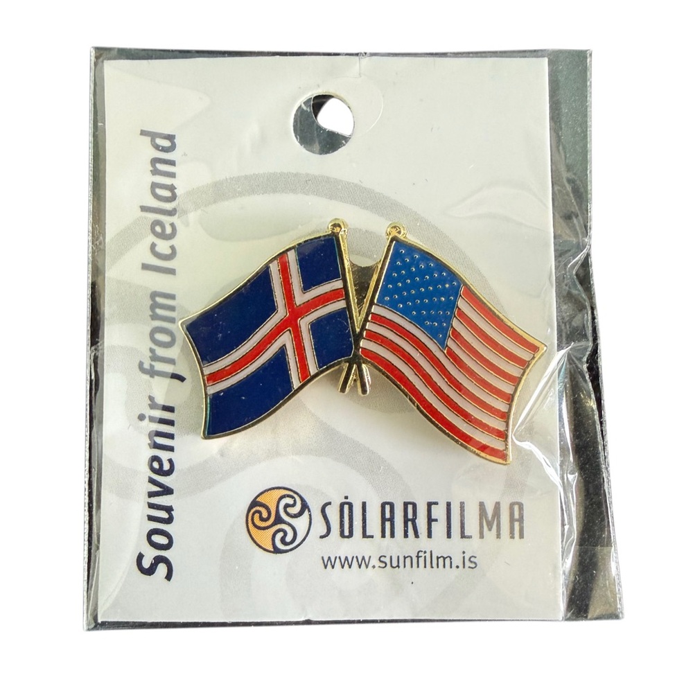 Iceland & USA Flag Pin